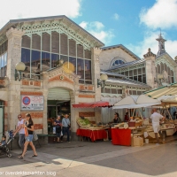 De overdekte markt van La Rochelle